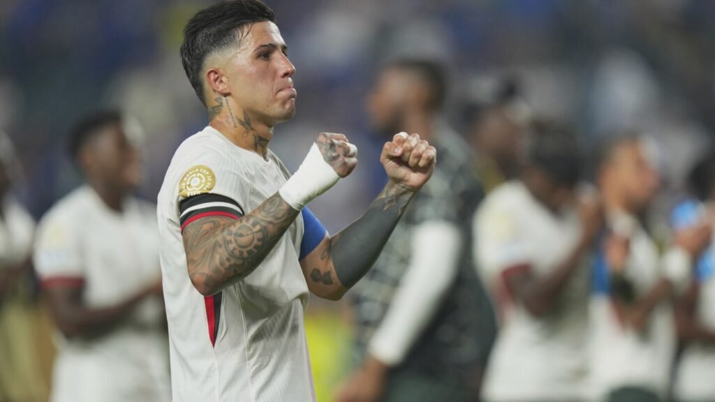 Chelsea's Fernández calls US heat dangerous, says FIFA should avoid afternoon World Cup kickoffs