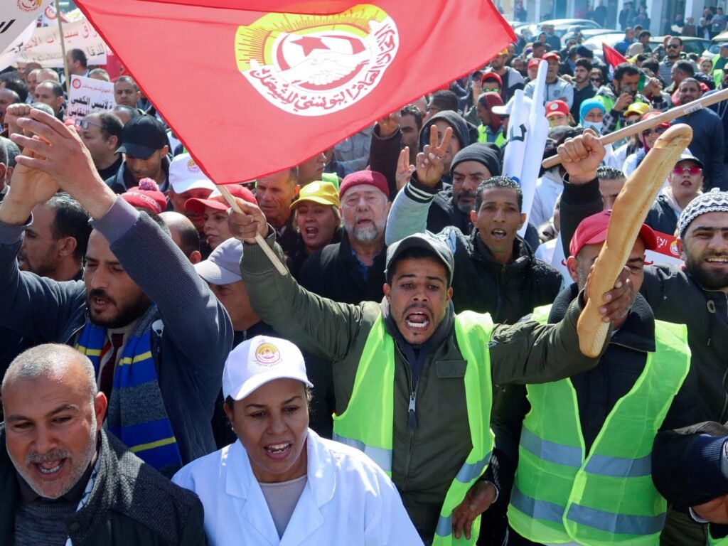 Confrontation between Tunisia’s General Union, President Saied escalates