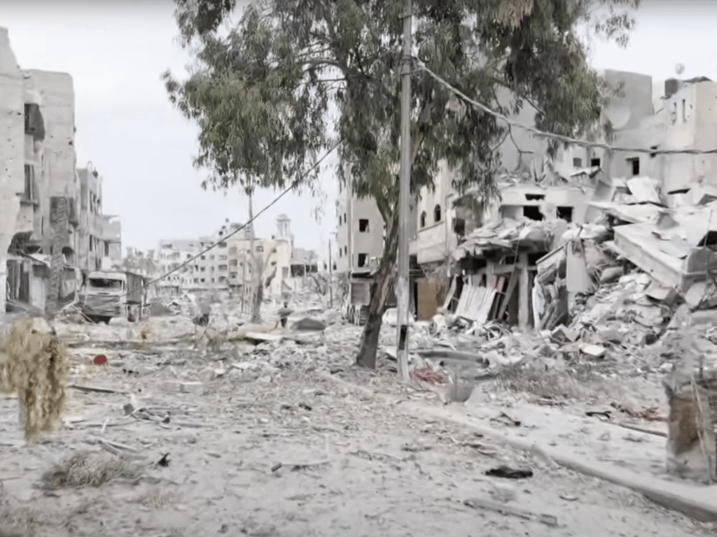Israel bombs once-bustling Gaza City neighbourhood Zeitoun to rubble
