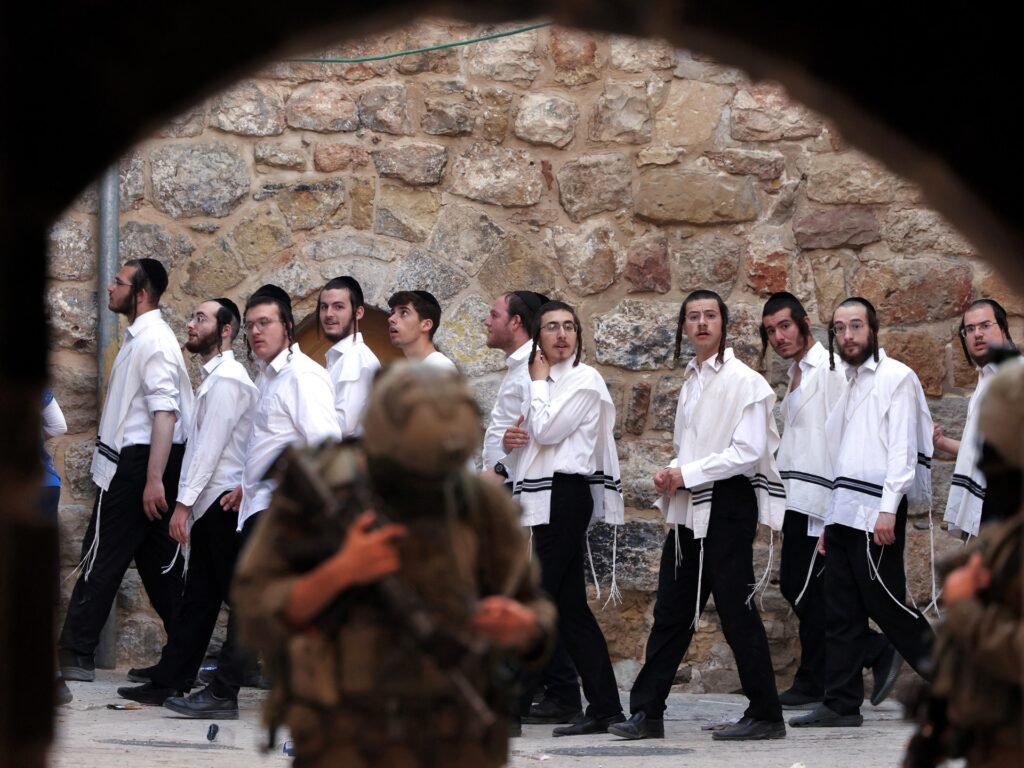 Israeli settlers attack Palestinians, Ben-Gvir fuels tensions in West Bank