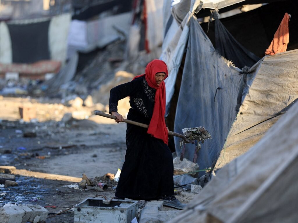 Gaza ceasefire tested as Israeli forces kill five Palestinians