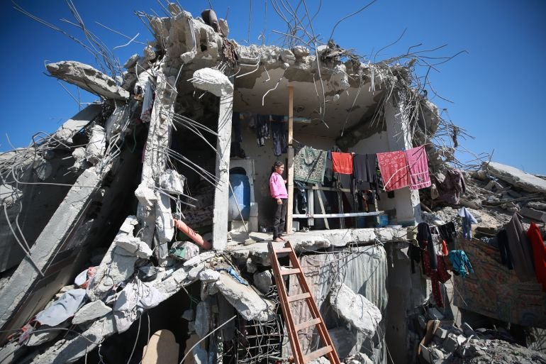 GAZA CITY, GAZA - OCTOBER 27: A view of the heavily damaged Jabalia neighborhood, where Palestinians have hard times trying to make a life amid the rubbles following the ceasefire agreement in Gaza City, Gaza on October 27, 2025.