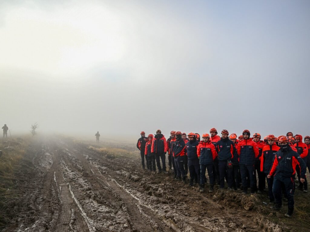 Investigation after jet carrying Libyan officers crashes in Turkiye