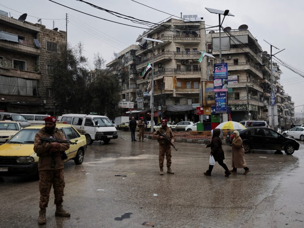 Syrian army sends troops to rural Aleppo to stop any SDF attempt to regroup