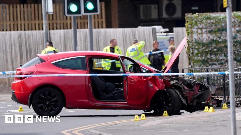 Several injured after car crashes into multiple pedestrians in UK town, police sayOne man sustained life-threatening injuries. The car was abandoned and a search is under way for the driver, police say. Several injured after car crashes into multiple pedestrians in UK town, police sayOne man sustained life-threatening injuries. The car was abandoned and a search is under way for the driver, police say.