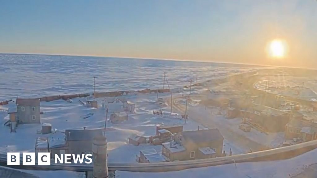Watch: Alaska town sees its last sunset until AugustResidents of Utqiagvik, the United States' northernmost city, will experience 84 days of midnight sun and uninterrupted daylight.1 hr agoUS & Canada Watch: Alaska town sees its last sunset until AugustResidents of Utqiagvik, the United States' northernmost city, will experience 84 days of midnight sun and uninterrupted daylight.1 hr agoUS & Canada