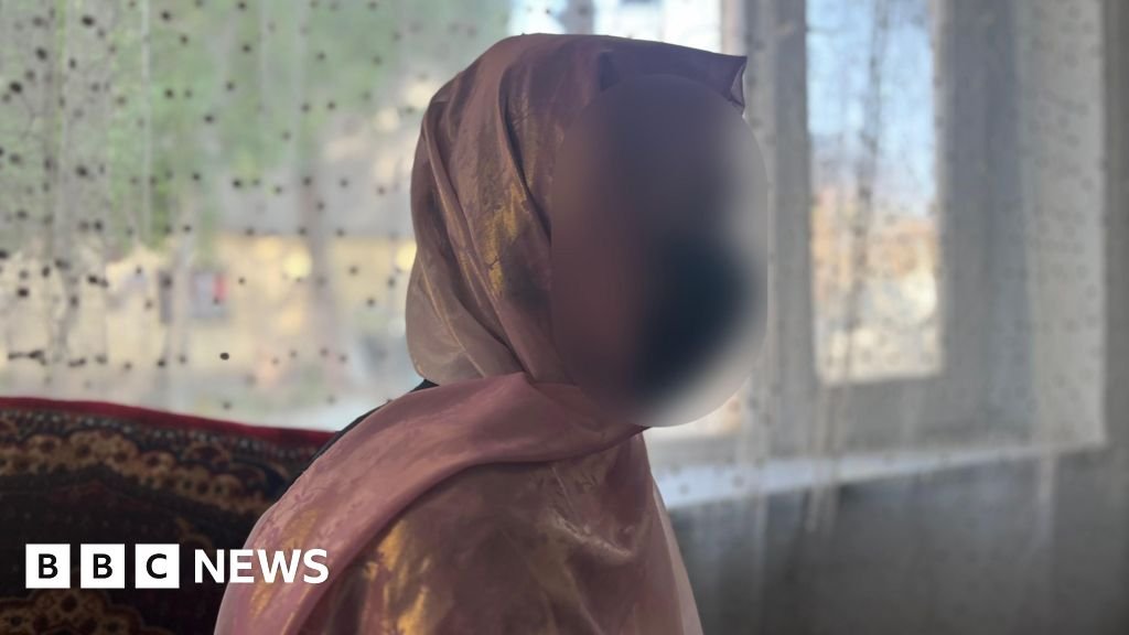 She was told to marry in a country which bans girls' education. So she got in a taxi and fledNearly five years on from the school ban, young women say they have waved goodbye to their dreams.19 mins agoAsia She was told to marry in a country which bans girls' education. So she got in a taxi and fledNearly five years on from the school ban, young women say they have waved goodbye to their dreams.19 mins agoAsia