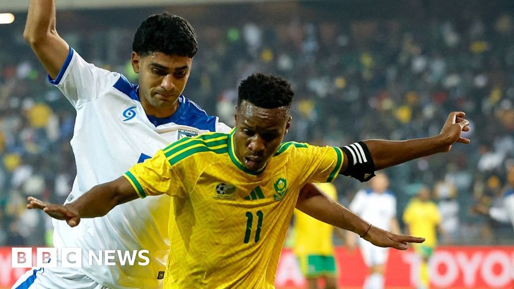 South Africa made to look like fools after World Cup visa issues, says ministerAccording to media reports, the team's departure for Mexico on Sunday has been delayed due to an "administrative bungle". Just nowAfrica South Africa made to look like fools after World Cup visa issues, says ministerAccording to media reports, the team's departure for Mexico on Sunday has been delayed due to an "administrative bungle". Just nowAfrica