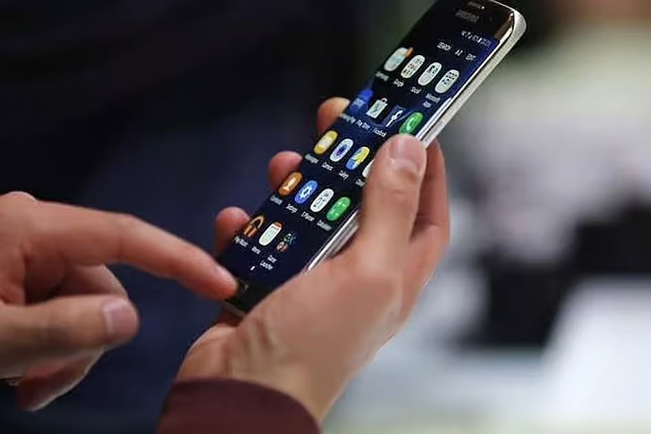 ‘Find My Phone’ helps Dubai expat recover stolen device; domestic worker jailed 'Find My Phone' helps Dubai expat recover stolen device; domestic worker jailed