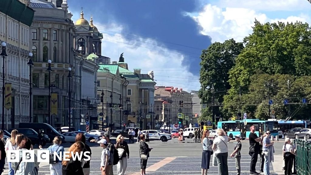 Ukrainian drones hit St Petersburg as Putin's flagship economic forum opensSeveral long-range drones struck oil storage facilities near the city, days before Vladimir Putin is due to address the event.3 hrs agoEurope Ukrainian drones hit St Petersburg as Putin's flagship economic forum opensSeveral long-range drones struck oil storage facilities near the city, days before Vladimir Putin is due to address the event.3 hrs agoEurope