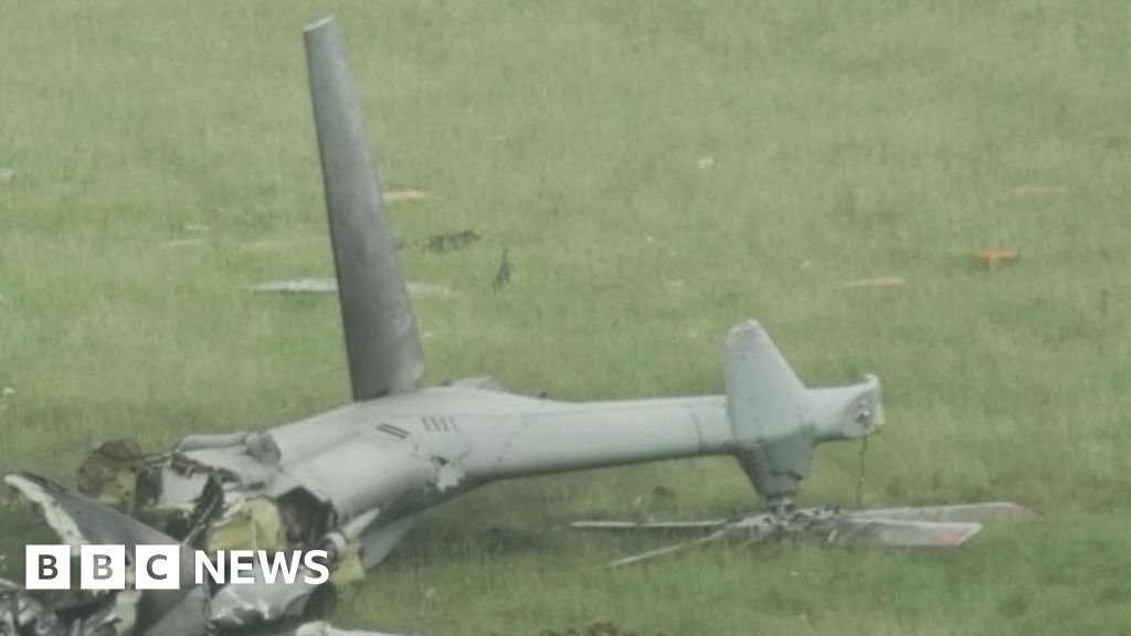 Three dead in Royal Navy helicopter crashThe Ministry of Defence says an investigation into the crash is under way.1 hr agoEngland Three dead in Royal Navy helicopter crashThe Ministry of Defence says an investigation into the crash is under way.1 hr agoEngland