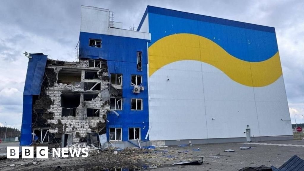 Zelensky criticises 'vile' Chornobyl drone strike ahead of London talksUkrainian officials say a Russian drone hit a storage facility for spent nuclear fuel near the Chornobyl nuclear plant.53 mins agoEurope Zelensky criticises 'vile' Chornobyl drone strike ahead of London talksUkrainian officials say a Russian drone hit a storage facility for spent nuclear fuel near the Chornobyl nuclear plant.53 mins agoEurope