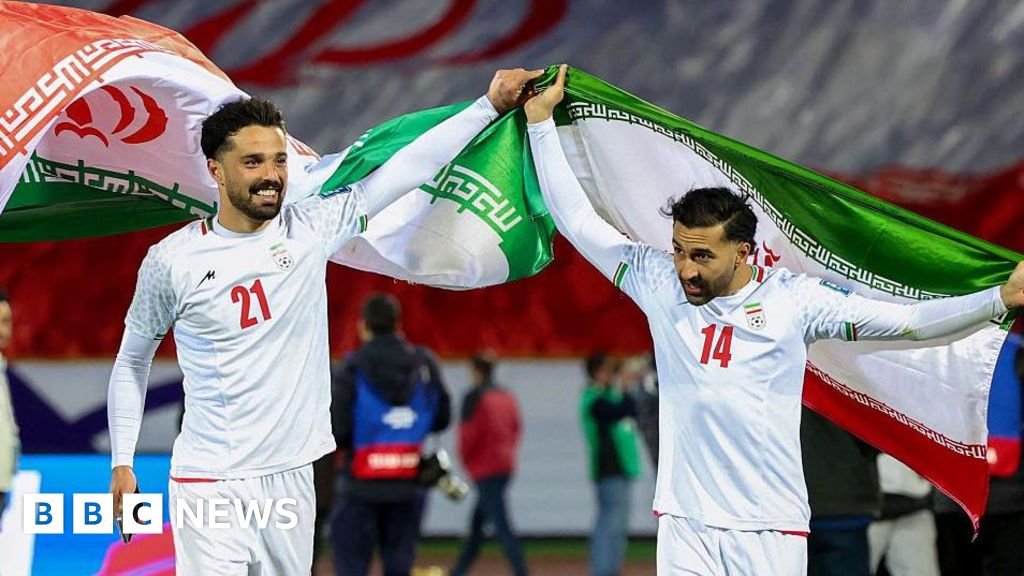 Iran's World Cup team lands in Mexico amid US visa rowAll of Iran's group games are in the US, but players and support staff will have to fly in and out of the country on match day.1 hr agoMiddle East Iran's World Cup team lands in Mexico amid US visa rowAll of Iran's group games are in the US, but players and support staff will have to fly in and out of the country on match day.1 hr agoMiddle East