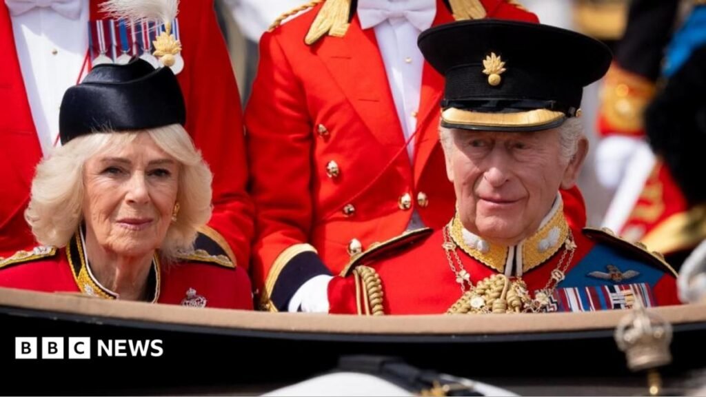LIVEKing and Queen watch Trooping the Colour ceremony ahead of 41-gun salute and flypastThe King and Queen will later be joined by other members of the Royal Family on the Buckingham Palace balcony for a Red Arrows flypast. LIVEKing and Queen watch Trooping the Colour ceremony ahead of 41-gun salute and flypastThe King and Queen will later be joined by other members of the Royal Family on the Buckingham Palace balcony for a Red Arrows flypast.