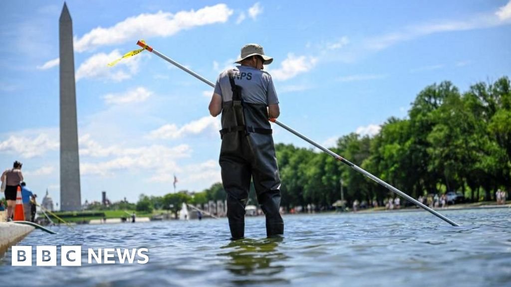 After Trump inspects Reflecting Pool, he says repair work will begin 'immediately'On Sunday, the president flew by helicopter over the refurbished landmark, which is plagued by algae and peeling paint. He claims vandals are partly to blame. 1 hr agoUS & Canada After Trump inspects Reflecting Pool, he says repair work will begin 'immediately'On Sunday, the president flew by helicopter over the refurbished landmark, which is plagued by algae and peeling paint. He claims vandals are partly to blame. 1 hr agoUS & Canada