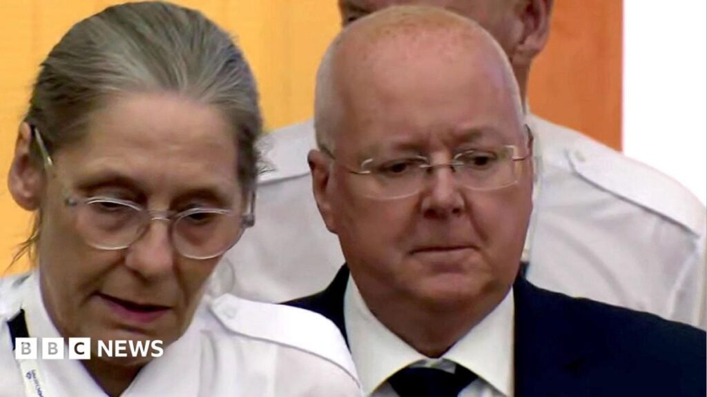 LIVEFormer SNP chief Peter Murrell sentenced to more than five years for embezzling party fundsJudge Lord Young says Murrell's position in the party meant he was able to "circumvent checks and balances". LIVEFormer SNP chief Peter Murrell sentenced to more than five years for embezzling party fundsJudge Lord Young says Murrell's position in the party meant he was able to "circumvent checks and balances".