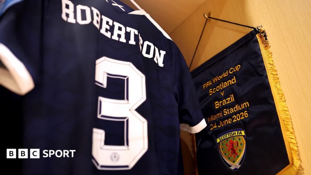 LIVEScotland take on Brazil with World Cup history awaiting - join the conversationWatch BBC TV coverage, listen to Radio 5 Live commentary and follow live text updates as Scotland take on Brazil in their final Group C game at the Fifa World Cup.