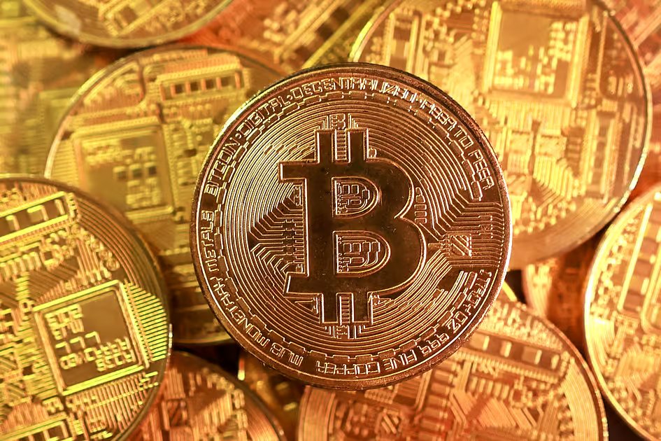 Bitcoin’s ‘mild crypto winter’ may thaw by late 2026 as AI boom diverts capital Bitcoin's 'mild crypto winter' may thaw by late 2026 as AI boom diverts capital