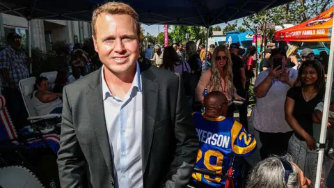 Los Angeles Times via Getty Images Mayoral candidate Spencer Pratt hosts a campaign "block party" event on 10th Avenue in Los Angeles
