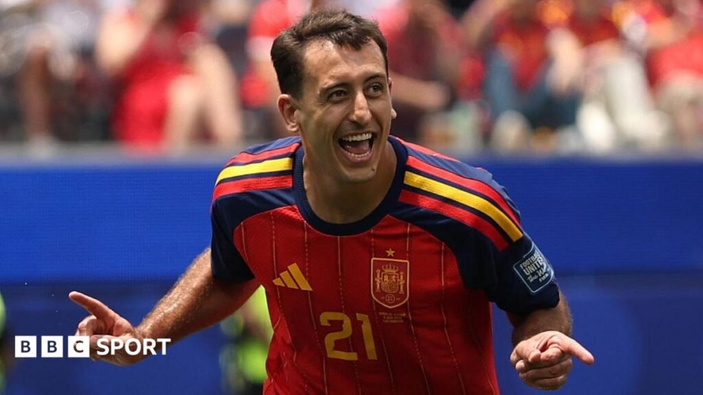 LIVESpain face Austria looking to end winless run in World Cup knockoutsWatch live BBC One coverage, listen on 5 Live and get analysis, predictions, fan reaction, score updates and match stats from Spain v Austria in the Fifa World Cup.