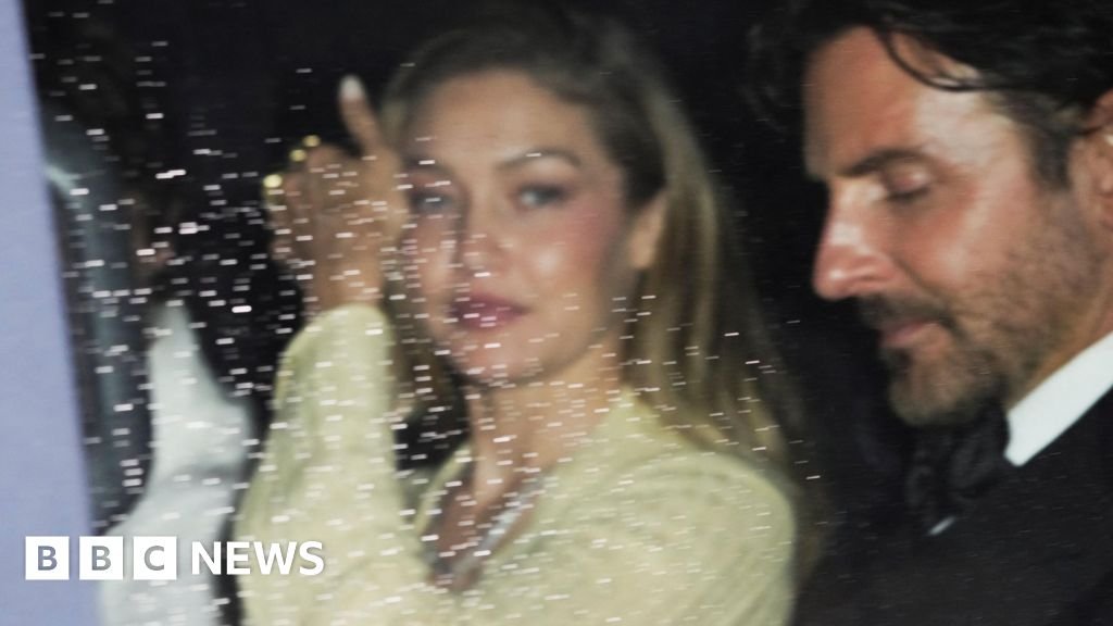 In pictures: Stars and fans celebrate Taylor Swift and Travis Kelce's weddingCelebrities and sports stars were spotted as the A-list couple tied the knot in New York on Friday.1 hr agoUS & Canada In pictures: Stars and fans celebrate Taylor Swift and Travis Kelce's weddingCelebrities and sports stars were spotted as the A-list couple tied the knot in New York on Friday.1 hr agoUS & Canada