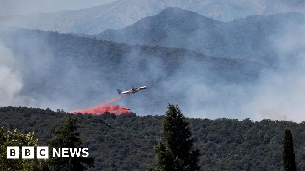 Wildfire in southern France forces evacuation of 10,000 peopleTour de France organisers ban spectators from stage three as a wildfire hits the Pyrénées-Orientales region.29 mins agoEurope Wildfire in southern France forces evacuation of 10,000 peopleTour de France organisers ban spectators from stage three as a wildfire hits the Pyrénées-Orientales region.29 mins agoEurope