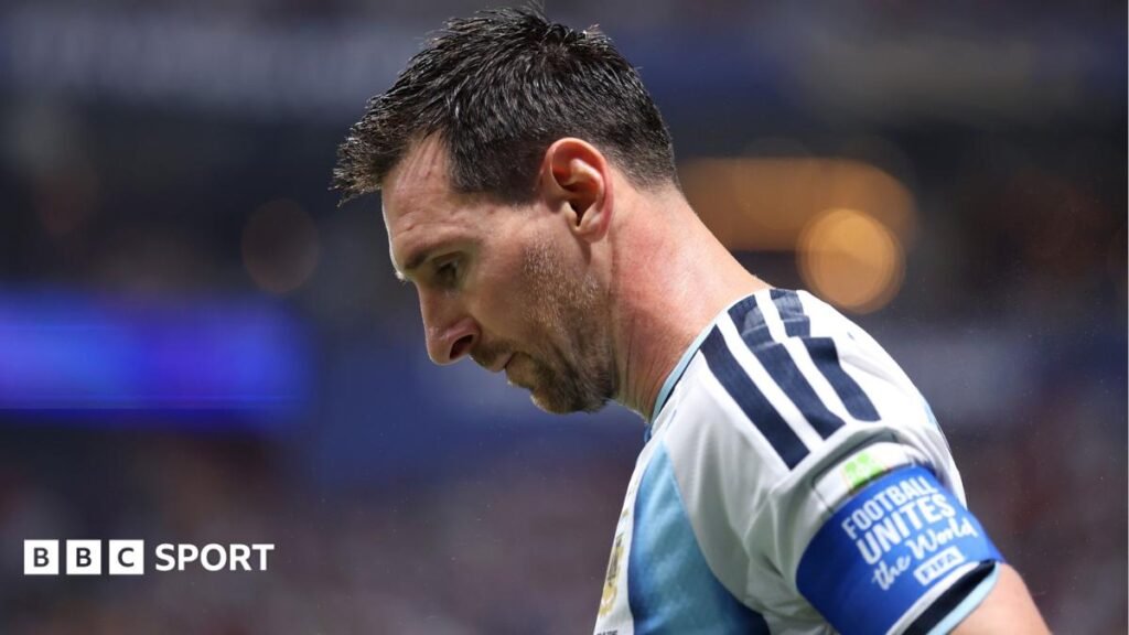 LIVEAlvarez starts alongside Messi as Argentina face EgyptFollow live text commentary, score updates and match stats from Argentina v Egypt in the last 16 of the World Cup.