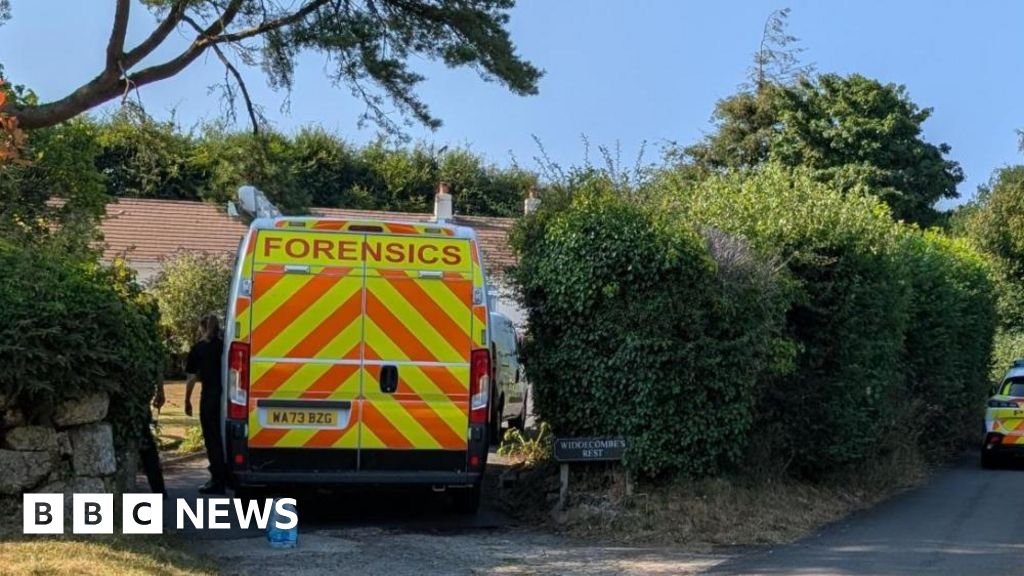 Ann Widdecombe murder probe: What we know so farPolice say they are searching for a suspect in connection with the former MP's death at her home on Dartmoor.7 mins agoUK Ann Widdecombe murder probe: What we know so farPolice say they are searching for a suspect in connection with the former MP's death at her home on Dartmoor.7 mins agoUK