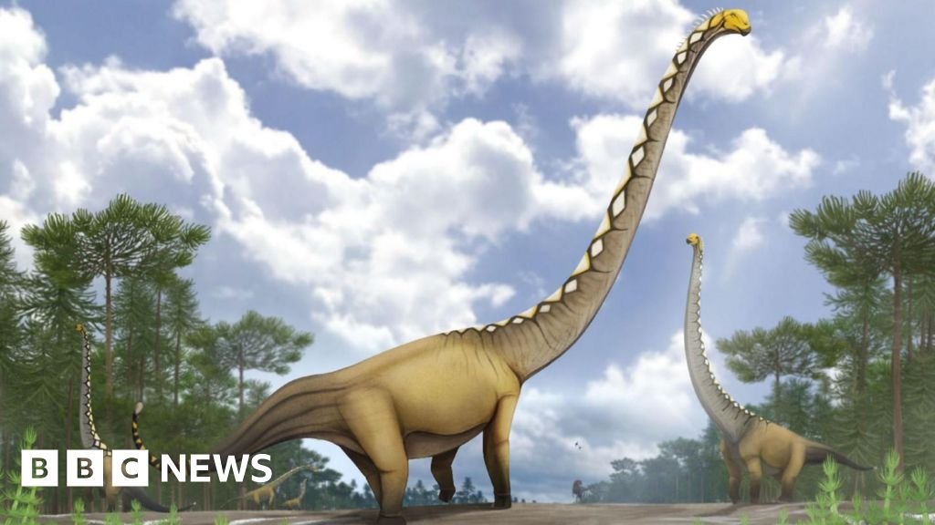 New dinosaur species as long as cricket pitch discovered in ThailandThe plant-eating dinosaur, named Uragasaurus kalasinensis, is thought to have lived about 150 million years ago.41 mins agoAsia New dinosaur species as long as cricket pitch discovered in ThailandThe plant-eating dinosaur, named Uragasaurus kalasinensis, is thought to have lived about 150 million years ago.41 mins agoAsia