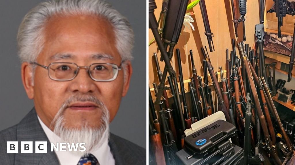 Ex-Canada MP arrested after police seize 439 guns and antique cannon from his homeThe 78-year-old is charged with a dozen offences. Police also said they found C$300,000 at his home.10 hrs agoUS & Canada Ex-Canada MP arrested after police seize 439 guns and antique cannon from his homeThe 78-year-old is charged with a dozen offences. Police also said they found C$300,000 at his home.10 hrs agoUS & Canada
