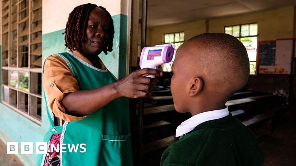'Moment of joy' as Uganda discharges last Ebola patientMost of the recent cases were among travellers from the Democratic Republic of Congo. 2 hrs agoAfrica 'Moment of joy' as Uganda discharges last Ebola patientMost of the recent cases were among travellers from the Democratic Republic of Congo. 2 hrs agoAfrica