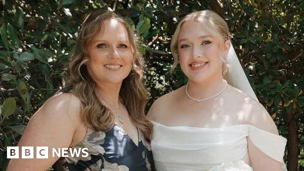 Brad Pitt's children are dropping their dad's surname – here's why I did the sameHannah had used her mother's maiden name on her social media for years before she legally made the change.14 hrs agoFamily & Education Brad Pitt's children are dropping their dad's surname - here's why I did the sameHannah had used her mother's maiden name on her social media for years before she legally made the change.14 hrs agoFamily & Education