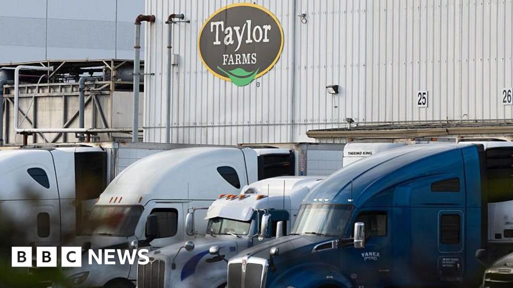 Health officials identify source of US explosive diarrhoea outbreak The US Food and Drug Administration says iceberg lettuce supplied by Taylor Farms and sold at Taco Bell and Walmart locations was the source of cyclosporiasis infections.1 hr agoUS & Canada Health officials identify source of US explosive diarrhoea outbreak The US Food and Drug Administration says iceberg lettuce supplied by Taylor Farms and sold at Taco Bell and Walmart locations was the source of cyclosporiasis infections.1 hr agoUS & Canada