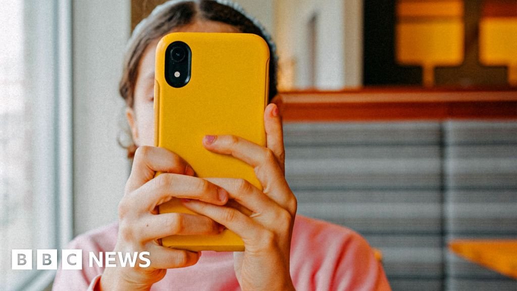 France passes law banning under-15s from social mediaThe law will require social media platforms in France to verify all users age from January.2 hrs agoEurope France passes law banning under-15s from social mediaThe law will require social media platforms in France to verify all users age from January.2 hrs agoEurope