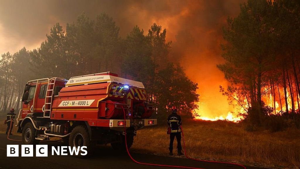 Around 12,000 people evacuated in France firesA third firefighter has died in Europe while tackling ongoing wildfires across the continent.52 mins agoEurope Around 12,000 people evacuated in France firesA third firefighter has died in Europe while tackling ongoing wildfires across the continent.52 mins agoEurope