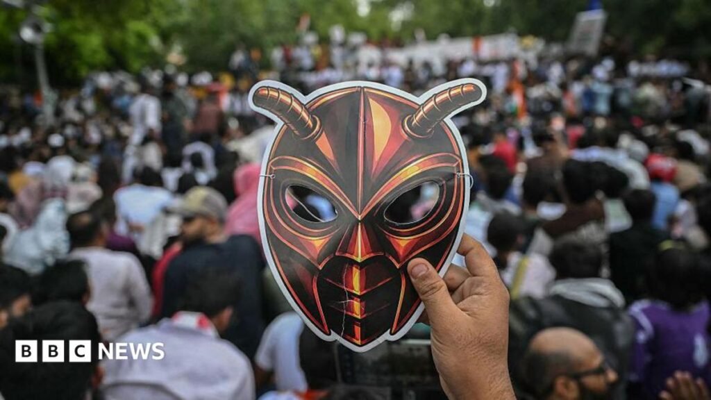 LIVEIndia's education minister resigns after weeks of 'cockroach' protestsThousands of young people had been out on the streets demanding Dharmendra Pradhan's resignation. LIVEIndia's education minister resigns after weeks of 'cockroach' protestsThousands of young people had been out on the streets demanding Dharmendra Pradhan's resignation.