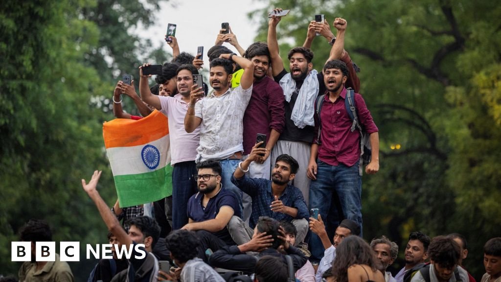 India's 'cockroach' protest called off after education minister quitsThe CJP protest has been the most visible expression of public anger against PM Narendra Modi's government in recent years.14 mins agoAsia India's 'cockroach' protest called off after education minister quitsThe CJP protest has been the most visible expression of public anger against PM Narendra Modi's government in recent years.14 mins agoAsia
