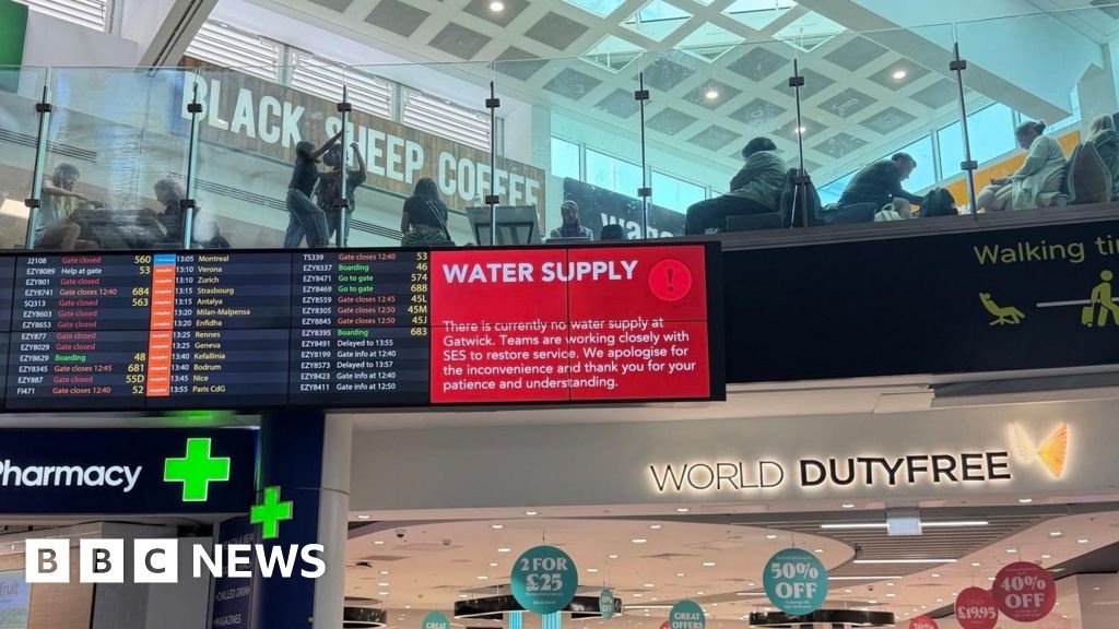 Gatwick Airport left without running water after major outageBottled water is being handed out to passengers and staff while the issue is investigated.38 mins agoSussex Gatwick Airport left without running water after major outageBottled water is being handed out to passengers and staff while the issue is investigated.38 mins agoSussex