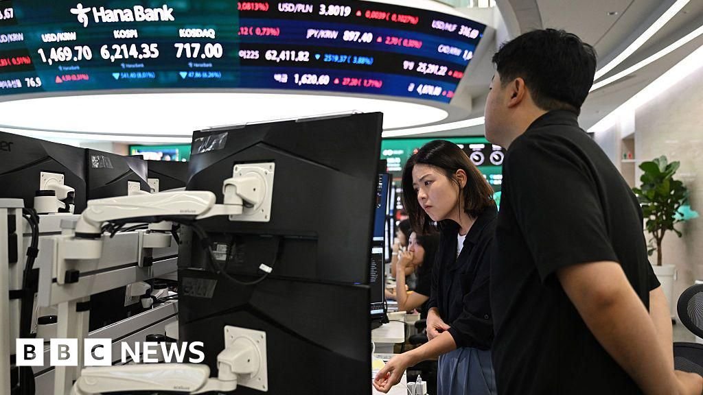 Some tech shares are plunging – what does that mean for the AI revolution?Sharp falls in the value of chip makers have stoked investor concerns that the euphoria around AI related companies is fading.3 hrs agoBusiness Some tech shares are plunging - what does that mean for the AI revolution?Sharp falls in the value of chip makers have stoked investor concerns that the euphoria around AI related companies is fading.3 hrs agoBusiness
