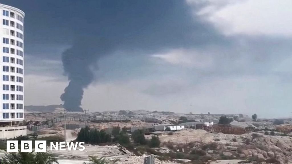 US launches 'heavy' strikes on Iran after attempted attack on American troopsAfter a short period of relative calm when hostilities were paused, both sides have now restarted missile attacks. 5 hrs agoWorld US launches 'heavy' strikes on Iran after attempted attack on American troopsAfter a short period of relative calm when hostilities were paused, both sides have now restarted missile attacks. 5 hrs agoWorld