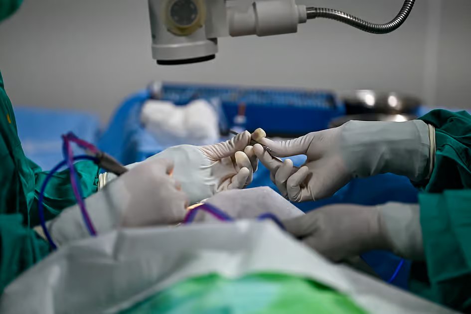 First-of-its-kind procedure in UAE helps doctor breathe easy after 11-year ordeal First-of-its-kind procedure in UAE helps doctor breathe easy after 11-year ordeal