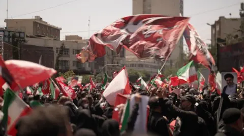 BBC Mourners in Tehran at the funeral of Ayatollah Ali Khamenei