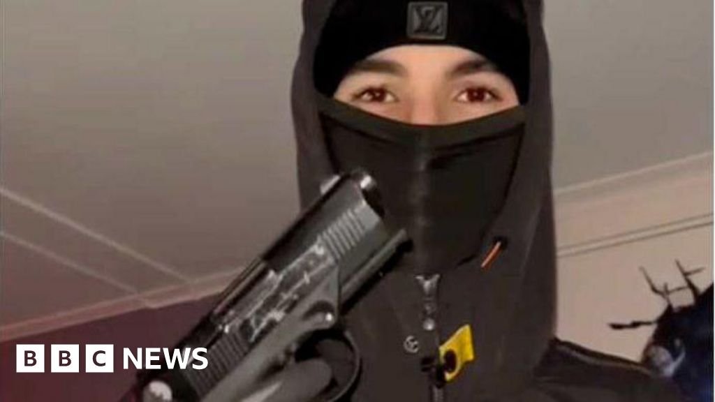 Young guns for hire – the teenage hitmen recruited to kill across EuropeThe Foxtrot Network is thought to be responsible for about 35 murders in Europe, and uses violence-as-a-service tactics.2 hrs agoEurope Young guns for hire - the teenage hitmen recruited to kill across EuropeThe Foxtrot Network is thought to be responsible for about 35 murders in Europe, and uses violence-as-a-service tactics.2 hrs agoEurope