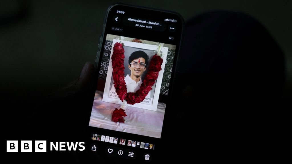 'What was my fault?': How India's exam paper leak ended young livesTwo families reveal the human toll of India's medical entrance examination paper leak.2 hrs agoAsia 'What was my fault?': How India's exam paper leak ended young livesTwo families reveal the human toll of India's medical entrance examination paper leak.2 hrs agoAsia
