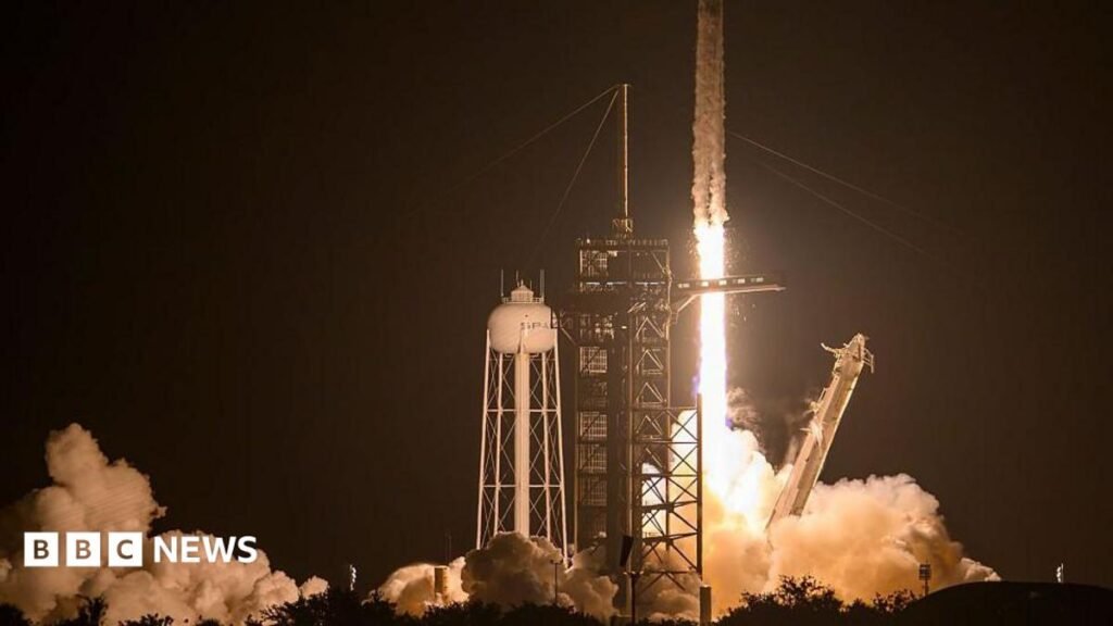 LIVESpaceX rocket set to crash into Moon as Nasa says there is 'no danger to Earth'A stray piece of the Falcon 9 rocket – launched last year – is travelling through space at about 5,400mph. Impact is expected around 07:35 BST. LIVESpaceX rocket set to crash into Moon as Nasa says there is 'no danger to Earth'A stray piece of the Falcon 9 rocket - launched last year - is travelling through space at about 5,400mph. Impact is expected around 07:35 BST.