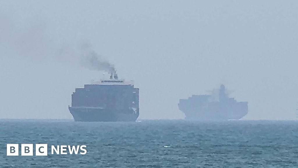 Hormuz talks positive, Oman says, as Iran warns deal would not open straitBoth sides suggest progress in talks to agree a new shipping route through the strait, but a breakthrough remains unclear.10 hrs agoWorld Hormuz talks positive, Oman says, as Iran warns deal would not open straitBoth sides suggest progress in talks to agree a new shipping route through the strait, but a breakthrough remains unclear.10 hrs agoWorld