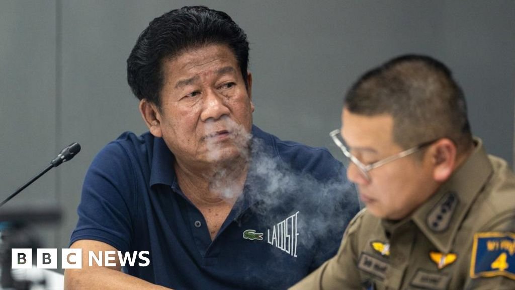 Former Thai MP allegedly kills official and confesses on YouTubeChalong Riewrang called a YouTube livestream to say he had shot a government official. 48 mins agoAsia Former Thai MP allegedly kills official and confesses on YouTubeChalong Riewrang called a YouTube livestream to say he had shot a government official. 48 mins agoAsia