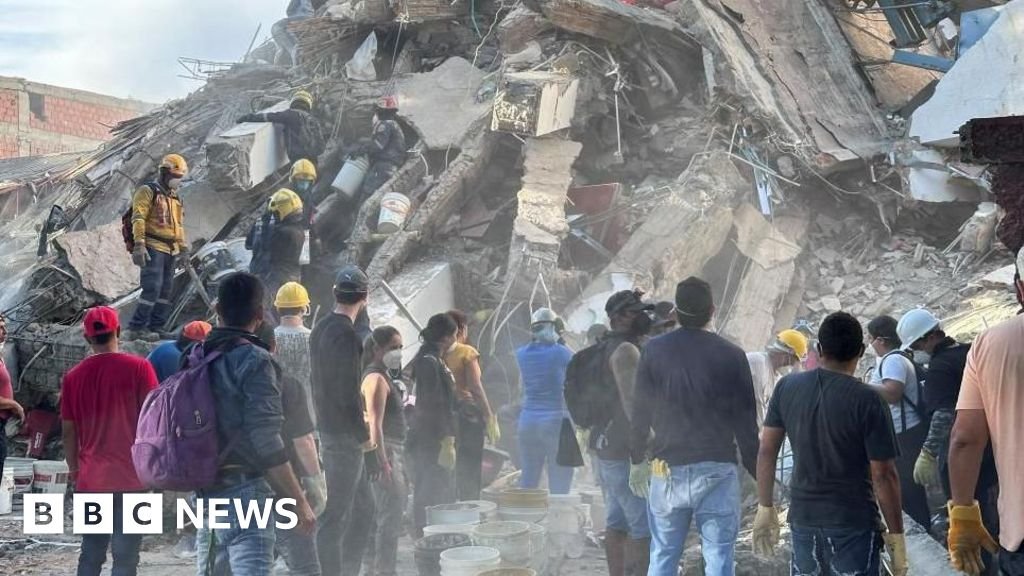 Rescuers scramble for survivors with 180 dead in Colombia earthquake Colombia experienced a number of aftershocks on Tuesday, as efforts continued to free survivors trapped in rubble and buildings. 8 hrs agoLatin America Rescuers scramble for survivors with 180 dead in Colombia earthquake Colombia experienced a number of aftershocks on Tuesday, as efforts continued to free survivors trapped in rubble and buildings. 8 hrs agoLatin America