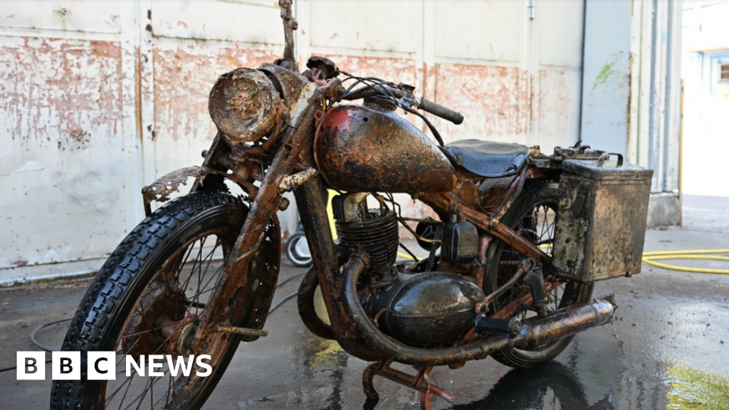 Danube river's low water levels reveal remains of WWII soldiers and motorcycleA remarkably well-preserved motorcycle and identification tags were found alongside the bodies.5 hrs agoEurope Danube river's low water levels reveal remains of WWII soldiers and motorcycleA remarkably well-preserved motorcycle and identification tags were found alongside the bodies.5 hrs agoEurope