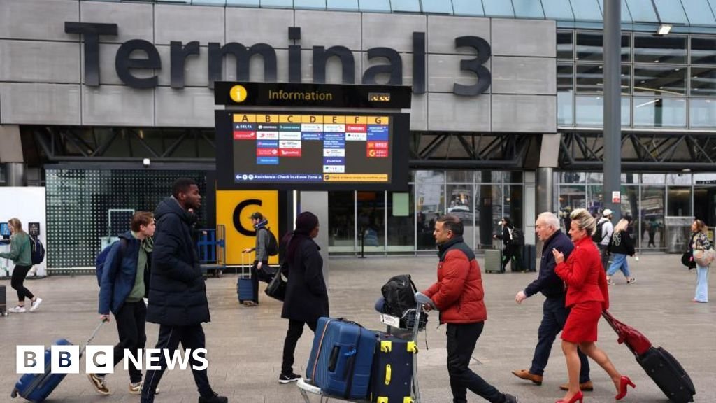Heathrow Airport pipe leak causes flood disruptionWater in the central terminal area means passengers cannot use roads to the airport.31 mins agoLondon Heathrow Airport pipe leak causes flood disruptionWater in the central terminal area means passengers cannot use roads to the airport.31 mins agoLondon